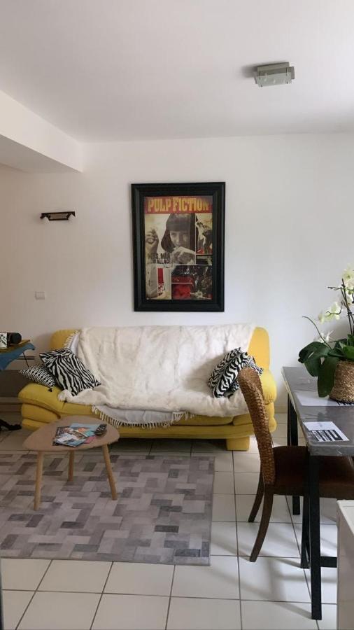 Aubière Chambre D'Hotes The Yellow Cube المظهر الخارجي الصورة
